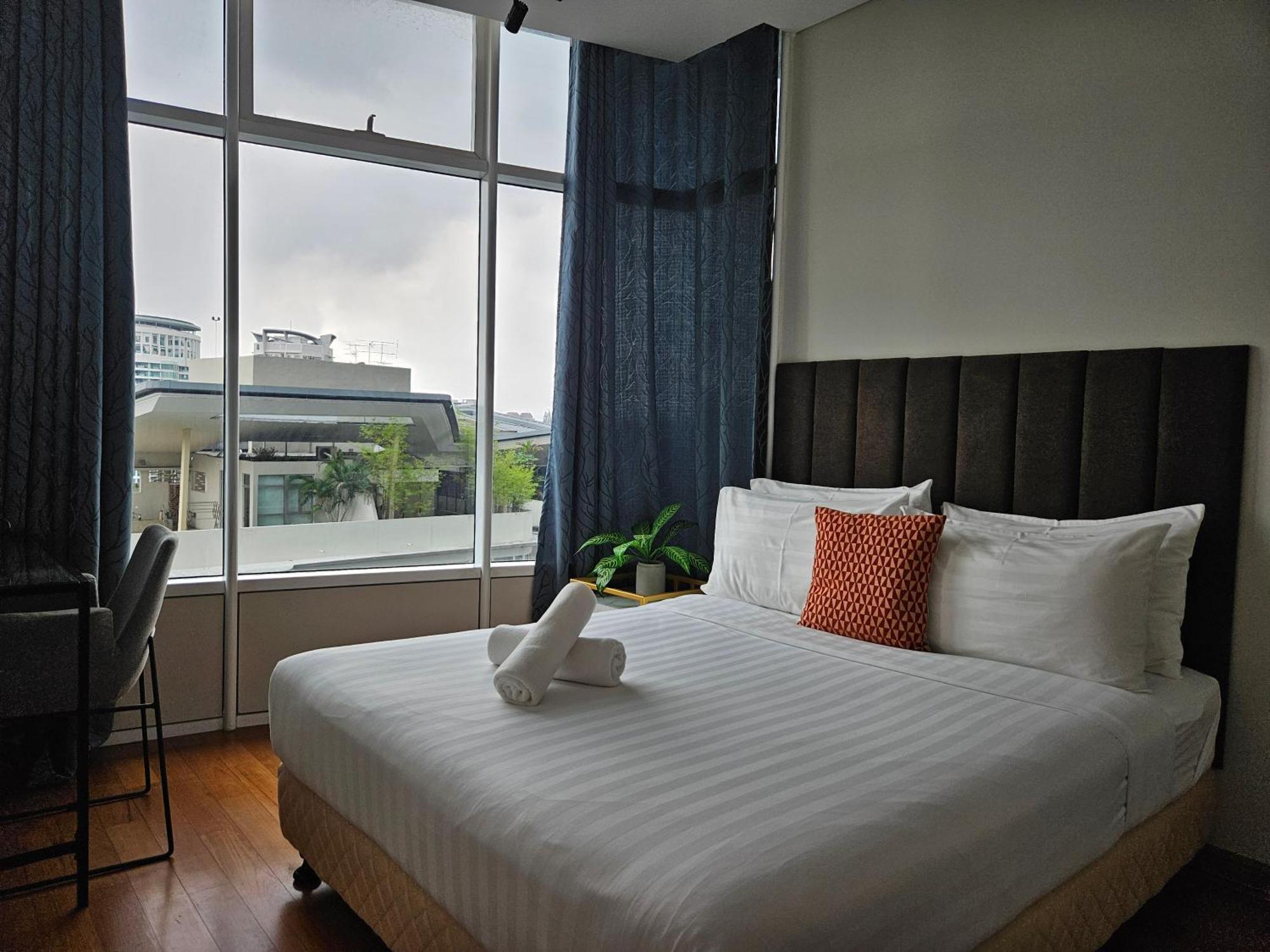 Sky Suites Klcc By Asiapex Kuala Lumpur Exterior photo